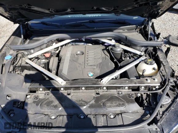 2023 BMW X5 xDrive40i with VIN 5UXCR6C04P9P15644, listed as a Copart auction lot 60710885 with 49,077 mi miles and Salvage title. Bid and sale history available at DreamBid. Image 12.