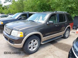 2005 Ford Explorer Eddie Bauer z VIN 1FMDU74W25UB59367, wystawiony jako IAAI lot #42604103 z przebiegiem 276 955 mil mil oraz . Historia ofert i sprzedaży dostępna na DreamBid. Obrazek 2.