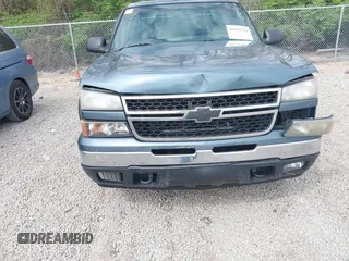 2006 Chevrolet Silverado 1500 LT1 with VIN 2GCEC13T761125079, listed as a IAAI auction lot 42122779 with 237,534 mi miles and . Bid and sale history available at DreamBid. Image 6.