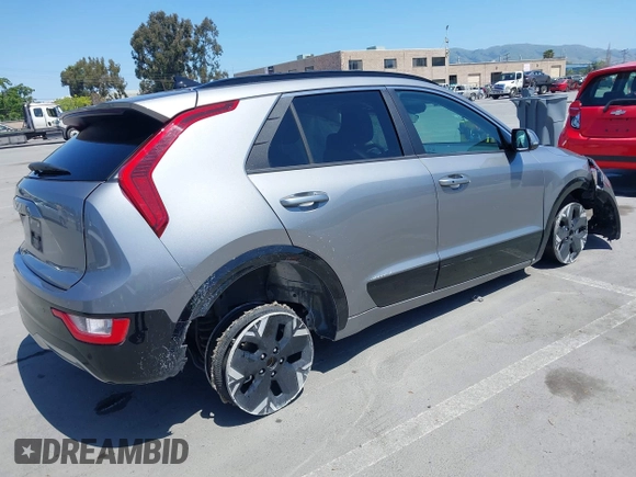 2024 Kia Niro Wind with VIN KNDCR3L13R5082380, listed as a IAAI auction lot 42185502 with 52,673 mi miles and . Bid and sale history available at DreamBid. Image 4.