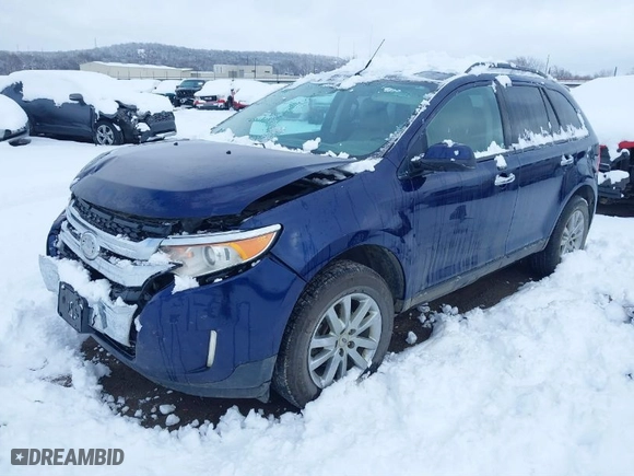 2011 Ford Edge SEL with VIN 2FMDK3JC6BBB38533, listed as a IAAI auction lot 41176380 with 200,909 mi miles. Bid and sale history available at carsss.com. Image 2.