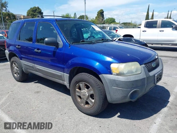2005 Ford Escape XLS Value with VIN 1FMYU02Z85KD90338, listed as a IAAI auction lot 41916569 with 174,870 mi miles. Bid and sale history available at carsss.com. Image 1.