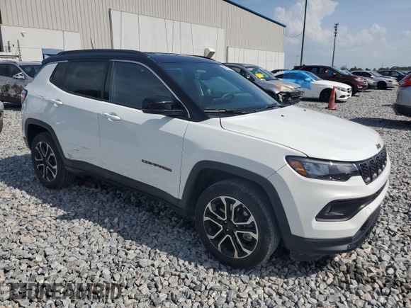 2024 Jeep Compass Limited with VIN 3C4NJDCNXRT608626, listed as a Copart auction lot 60074495 with 23,890 mi miles and Clean title. Bid and sale history available at DreamBid. Image 4.
