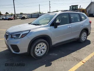 2021 Subaru Forester with VIN JF2SKADC3MH440588, listed as a Copart auction lot 61481005 with 33,274 mi miles and Salvage title. Bid and sale history available at DreamBid. Image 1.