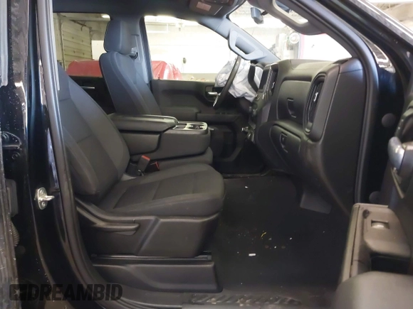 2022 Chevrolet Silverado 1500 Custom Trail Boss with VIN 3GCPDCED9NG512441, listed as a IAAI auction lot 41362293 with 31,303 mi miles and . Bid and sale history available at DreamBid. Image 5.