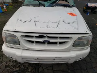 2001 Ford Explorer z VIN 1FMZU85P51ZA00343, wystawiony jako Copart lot #85793084 z przebiegiem Nie podano mil oraz Nie do naprawy • Non repairable. Historia ofert i sprzedaży dostępna na DreamBid. Obrazek 13.