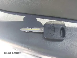 2002 Ford Escape XLT Choice с VIN 1FMYU03142KA50740, выставлен на аукционе IAAI как лот 42468039 с пробегом 206 856 миль миль и . История ставок и продаж доступна на DreamBid. Изображение 11.
