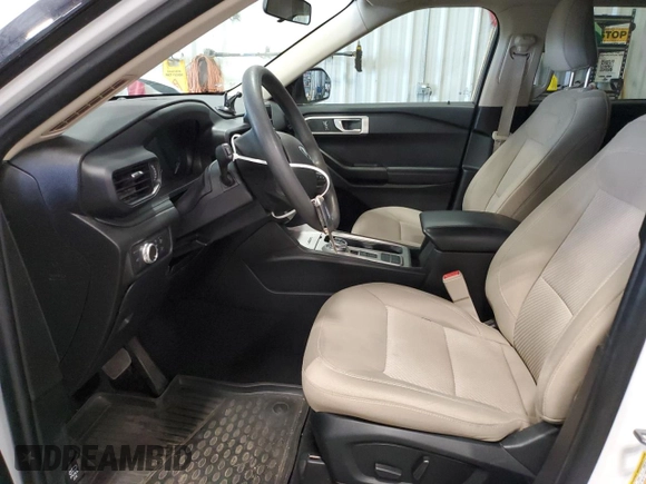 2022 Ford Explorer with VIN 1FMSK7BH8NGA18125, listed as a Copart auction lot 52242975 with 35,127 mi miles and Salvage title. Bid and sale history available at DreamBid. Image 7.