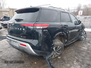 2024 Nissan Pathfinder SL z VIN 5N1DR3CC9RC284511, wystawiony jako IAAI lot #41717753 z przebiegiem 2 200 mil mil oraz . Historia ofert i sprzedaży dostępna na DreamBid. Obrazek 4.