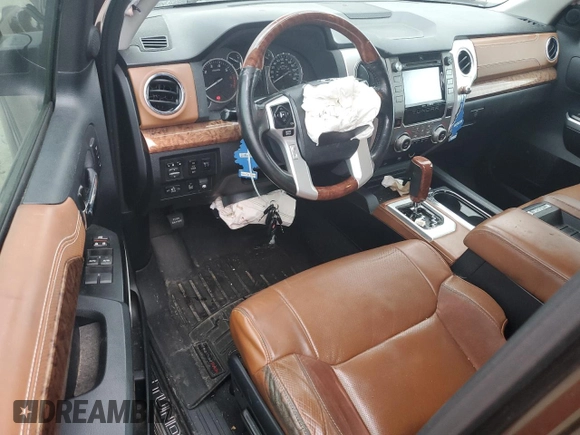 2015 Toyota Tundra Platinum z VIN 5TFGY5F15FX190172, wystawiony jako Copart lot #70645734 z przebiegiem 265 516 mil mil oraz Szkoda całkowita • Salvage title. Historia ofert i sprzedaży dostępna na DreamBid. Obrazek 8.