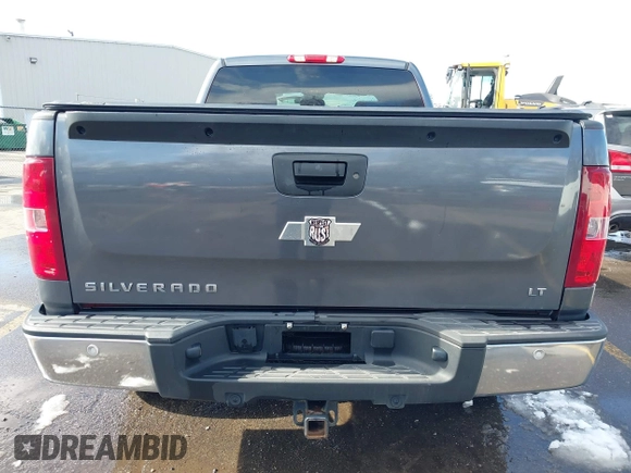 2013 Chevrolet Silverado 1500 LT with VIN 1GCRKSE75DZ364886, listed as a IAAI auction lot 41702368 with 69,351 mi miles and . Bid and sale history available at DreamBid. Image 16.