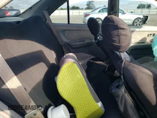 1998 Nissan Sentra XE с VIN 1N4AB41D3WC721840, выставлен на аукционе Copart как лот 71796234 с пробегом 245 670 миль миль и Списание • Salvage title. История ставок и продаж доступна на DreamBid. Изображение 10.