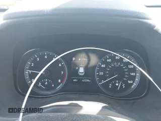 2020 Hyundai Kona SE z VIN KM8K1CAA7LU488743, wystawiony jako IAAI lot #41833649 z przebiegiem 62 228 mil mil oraz . Historia ofert i sprzedaży dostępna na DreamBid. Obrazek 7.