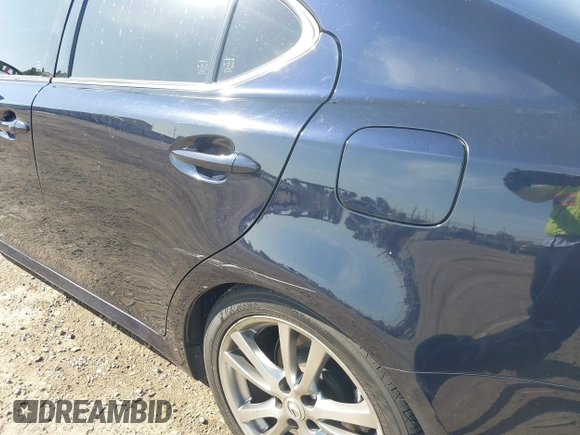 2008 Lexus IS 250 with VIN JTHBK262982077360, listed as a IAAI auction lot 42032318 with 131,787 mi miles. Bid and sale history available at carsss.com. Image 20.