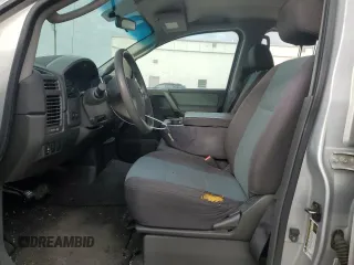 2007 Nissan Titan XE z VIN 1N6AA07B67N204661, wystawiony jako Copart lot #52316275 z przebiegiem 168 269 mil mil oraz Szkoda całkowita • Salvage title. Historia ofert i sprzedaży dostępna na DreamBid. Obrazek 7.
