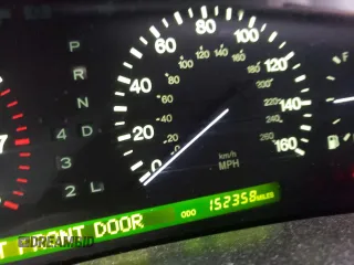 1998 Lexus LS 400 z VIN JT8BH28F5W0134712, wystawiony jako Copart lot #55626005 z przebiegiem 152 358 mil mil oraz Szkoda całkowita • Salvage title. Historia ofert i sprzedaży dostępna na DreamBid. Obrazek 9.