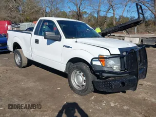 2011 Ford F-150 XL with VIN 1FTMF1CM7BKE10306, listed as a IAAI auction lot 41328697 with 250,619 mi miles. Bid and sale history available at carsss.com. Image 1.