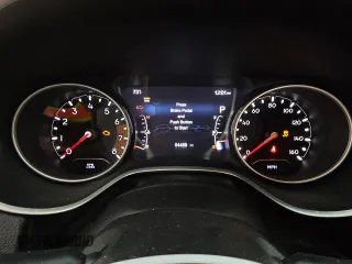 2018 Jeep Compass Sport z VIN 3C4NJDAB1JT306171, wystawiony jako Copart lot #55169745 z przebiegiem 54 489 mil mil oraz Czysty tytuł • Clean title. Historia ofert i sprzedaży dostępna na DreamBid. Obrazek 9.