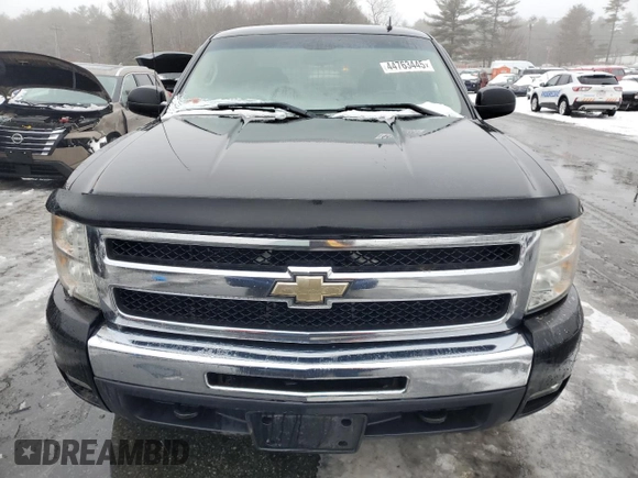 2011 Chevrolet Silverado 1500 LT with VIN 1GCRKSE06BZ193579, listed as a Copart auction lot 44763445 with 149,934 mi miles and Salvage Title. Bid and sale history available at DreamBid. Image 5.