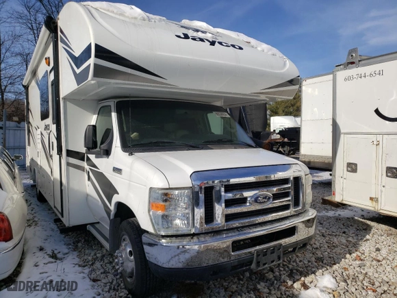 2019 Ford Econoline Commercial Cutaway with VIN 1FDXE4FSXKDC38798, listed as a Copart auction lot 86538054 with NaN miles and Salvage Title. Bid and sale history available at carsss.com. Image 1.