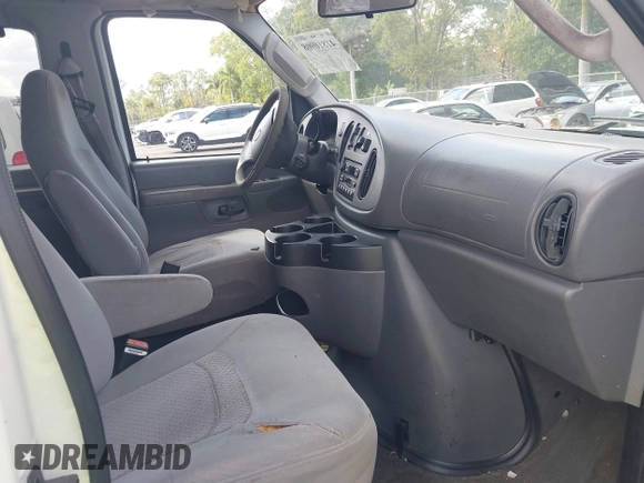 2006 Ford Econoline Passenger XL с VIN 1FBNE31L56HA16176, выставлен на аукционе IAAI как лот 41810908 с пробегом 300 850 миль миль и . История ставок и продаж доступна на DreamBid. Изображение 5.