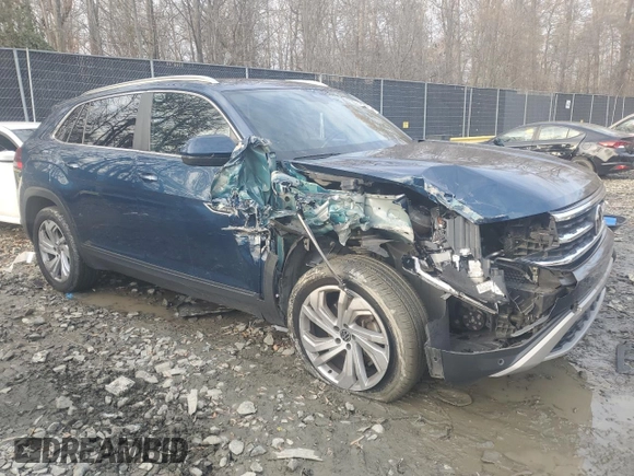 2020 Volkswagen Atlas SEL with VIN 1V2ME2CA6LC232008, listed as a Copart auction lot 84669244 with 82,696 mi miles and Salvage title. Bid and sale history available at DreamBid. Image 4.
