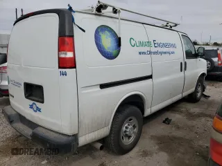 2019 Chevrolet Express Cargo with VIN 1GCWGAFP7K1185578, listed as a Copart auction lot 50901655 with 104,755 mi miles and Salvage title. Bid and sale history available at DreamBid. Image 3.