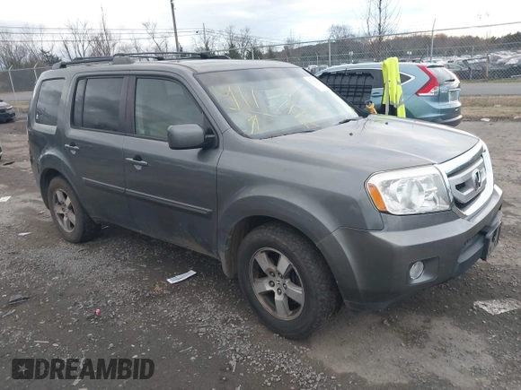 2009 Honda Pilot EX-L with VIN 5FNYF48679B024912, listed as a IAAI auction lot 41137972 with 286,469 mi miles and . Bid and sale history available at carsss.com. Image 1.