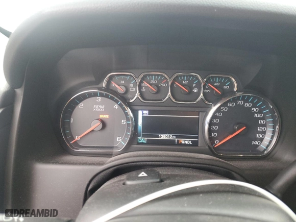 2019 GMC Yukon SLT with VIN 1GKS2BKC8KR175573, listed as a Copart auction lot 43126755 with 136,012 mi miles and Salvage Title. Bid and sale history available at carsss.com. Image 9.