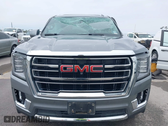 2022 GMC Yukon XL SLT with VIN 1GKS2GKD2NR153790, listed as a IAAI auction lot 41911362 with 84,739 mi miles. Bid and sale history available at carsss.com. Image 12.
