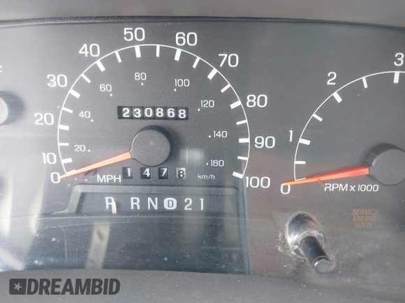 2000 Ford Super Duty F-250 XL with VIN 1FTNX20L0YEA50080, listed as a IAAI auction lot 42086439 with 230,868 mi miles. Bid and sale history available at carsss.com. Image 7.