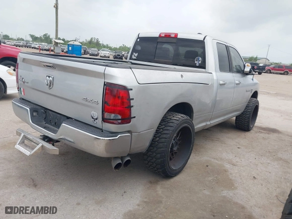 2009 Dodge Ram 1500 SLT with VIN 1D3HB18T59S773170, listed as a IAAI auction lot 41927396 with 297,740 mi miles. Bid and sale history available at carsss.com. Image 4.