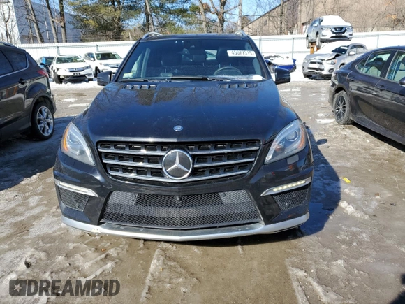 2015 Mercedes-Benz M 63 AMG with VIN 4JGDA7EB1FA473745, listed as a Copart auction lot 45077315 with 114,782 mi miles and Clean Title. Bid and sale history available at carsss.com. Image 5.