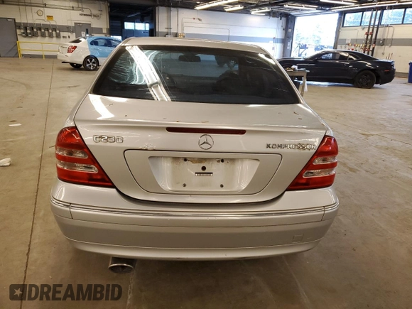 2004 Mercedes-Benz C 230 Kompressor with VIN WDBRF40J34A589162, listed as a Copart auction lot 54264684 with 190,807 mi miles and Clean Title. Bid and sale history available at DreamBid. Image 6.
