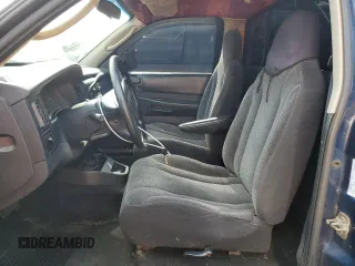 2004 Dodge Dakota z VIN 1D7GG16KX4S586053, wystawiony jako Copart lot #60221585 z przebiegiem 150 150 mil mil oraz Szkoda całkowita • Salvage title. Historia ofert i sprzedaży dostępna na DreamBid. Obrazek 7.