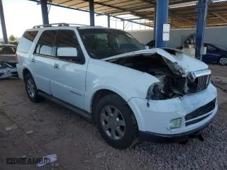 2006 Lincoln Navigator Luxury with VIN 5LMFU28546LJ18448, listed as a Copart auction lot 45917615 with 187,195 mi miles and Salvage Title. Bid and sale history available at carsss.com. Image 4.