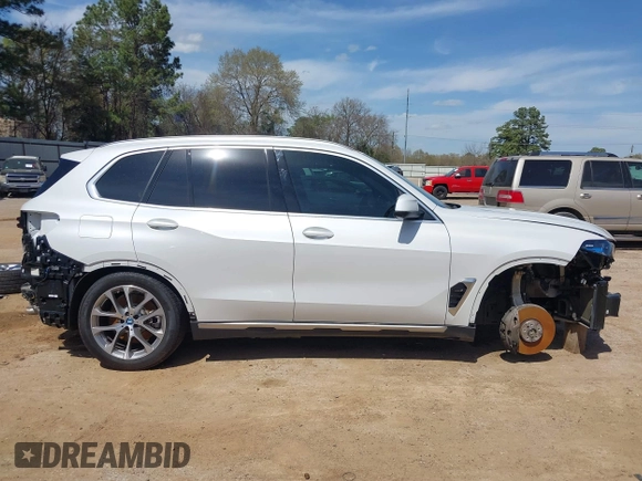 2024 BMW X5 xDrive50e with VIN 5UX43EU05R9T41661, listed as a IAAI auction lot 41819833 with 24,407 mi miles. Bid and sale history available at carsss.com. Image 14.