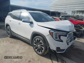 2022 GMC Terrain SLT with VIN 3GKALPEV0NL224814, listed as a IAAI auction lot 41696599 with 65,930 mi miles. Bid and sale history available at carsss.com. Image 1.