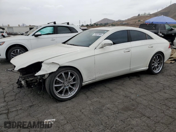 2006 Mercedes-Benz CLS-Class with VIN WDDDJ75X76A060959, listed as a Copart auction lot 75357804 with 258,051 mi miles and Salvage Title. Bid and sale history available at carsss.com. Image 1.