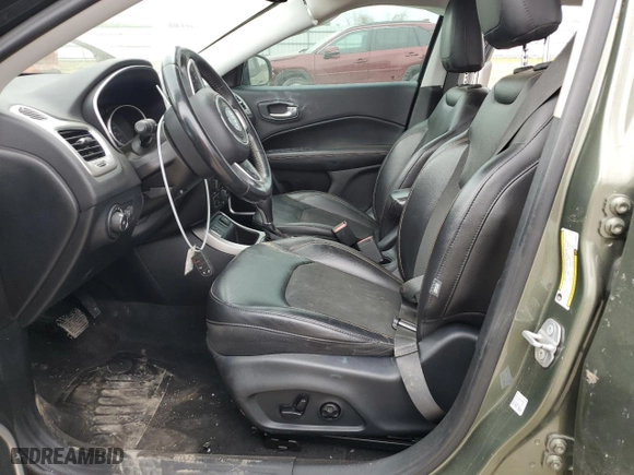 2018 Jeep Compass Latitude with VIN 3C4NJCBB4JT240949, listed as a Copart auction lot 44675285 with 44,904 mi miles and Salvage Title. Bid and sale history available at carsss.com. Image 7.