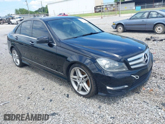 2013 Mercedes-Benz C 300 Sport с VIN WDDGF8AB3DA839741, выставлен на аукционе IAAI как лот 42647321 с пробегом 234 146 миль миль и . История ставок и продаж доступна на DreamBid. Изображение 1.