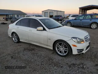 2012 Mercedes-Benz C 250 Sport с VIN WDDGF4HB2CR230848, выставлен на аукционе Copart как лот 83357474 с пробегом Не указан миль и Списание • Salvage title. История ставок и продаж доступна на DreamBid. Изображение 4.