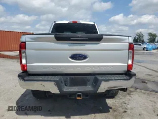 2018 Ford F-250 XL with VIN 1FT7W2B66JEB16396, listed as a Copart auction lot 55442695 with 165,538 mi miles and Salvage title. Bid and sale history available at DreamBid. Image 6.
