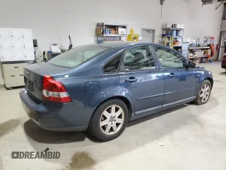 2005 Volvo S40 z VIN YV1MS382252110668, wystawiony jako Copart lot #50420335 z przebiegiem 155 900 mil mil oraz Szkoda całkowita • Salvage title. Historia ofert i sprzedaży dostępna na DreamBid. Obrazek 3.