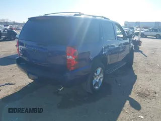 2010 Chevrolet Tahoe LTZ z VIN 1GNUCCE08AR266535, wystawiony jako IAAI lot #41154068 z przebiegiem 212 010 mil mil oraz . Historia ofert i sprzedaży dostępna na DreamBid. Obrazek 4.