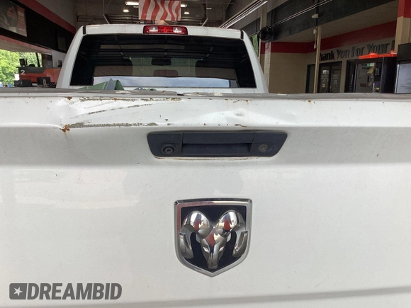 2018 Ram 2500 Tradesman с VIN 3C6UR4HJ8JG274627, выставлен на аукционе IAAI как лот 42575840 с пробегом 152 686 миль миль и . История ставок и продаж доступна на DreamBid. Изображение 48.