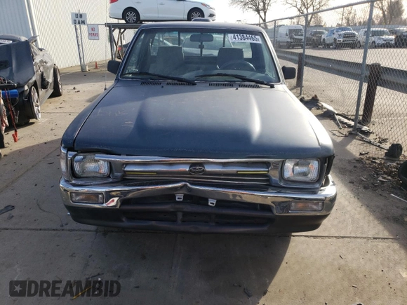 1994 Toyota Pickup DLX z VIN 4TARN81P4RZ254673, wystawiony jako Copart lot #41384465 z przebiegiem 181 534 mil mil oraz Szkoda całkowita • Salvage title. Historia ofert i sprzedaży dostępna na DreamBid. Obrazek 5.