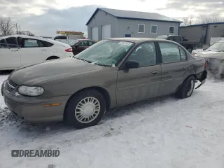 2001 Chevrolet Malibu with VIN 1G1ND52J316278945, listed as a Copart auction lot 42051925 with 120,904 mi miles and Salvage Title. Bid and sale history available at carsss.com. Image 1.