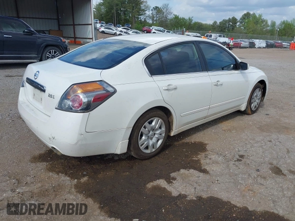 2009 Nissan Altima S with VIN 1N4AL21E29N463555, listed as a IAAI auction lot 41949898 with 268,832 mi miles and . Bid and sale history available at DreamBid. Image 4.