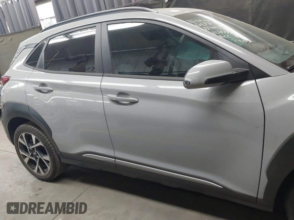 2022 Hyundai Kona Limited with VIN KM8K53A34NU837947, listed as a IAAI auction lot 40972462 with 16,906 mi miles. Bid and sale history available at carsss.com. Image 12.